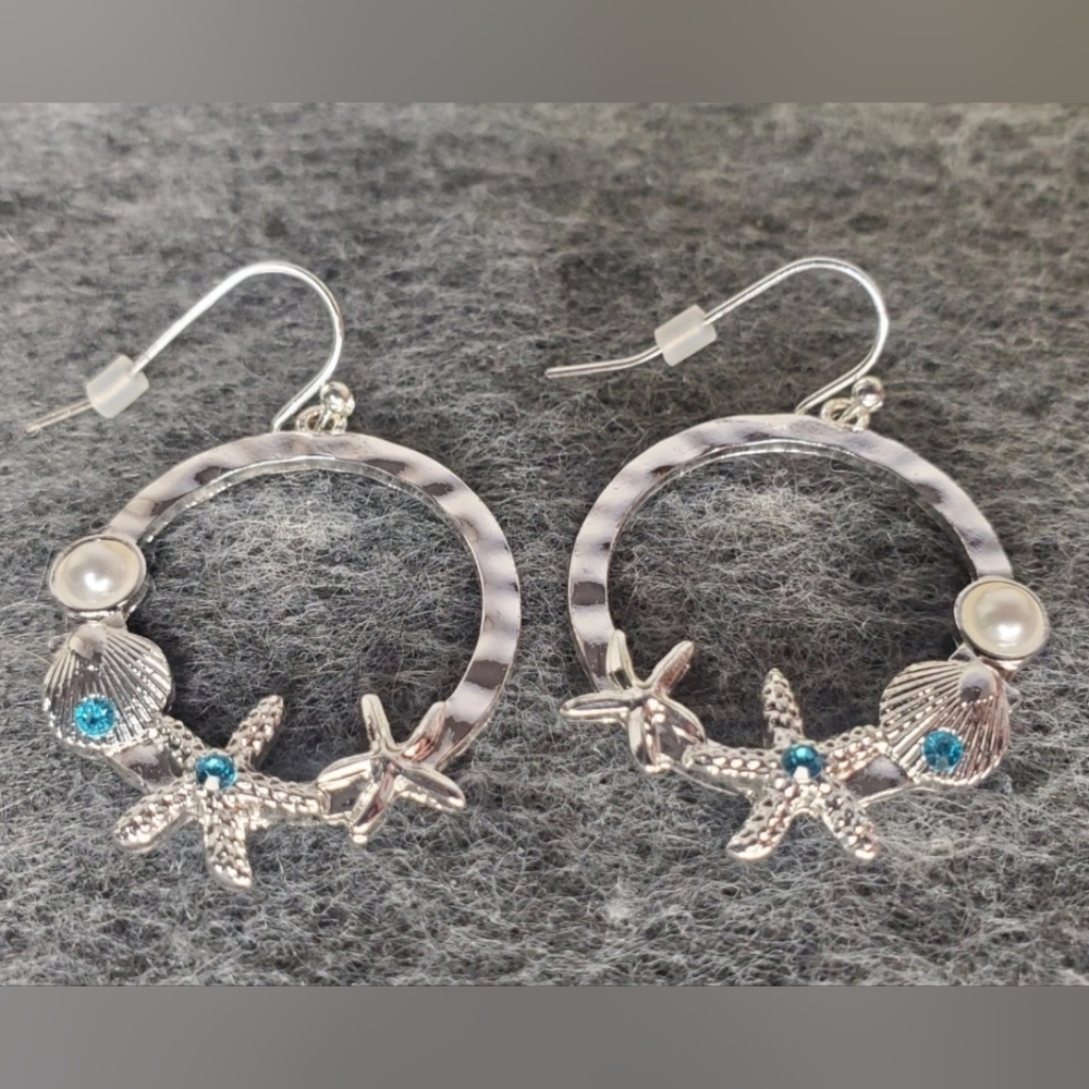 Starfish Silvertone Shell Earrings Hoop Beach Jewelry